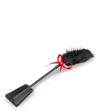 Laden Sie das Bild in den Galerie-Viewer, 2-in-1-Reitgerte mit Feder