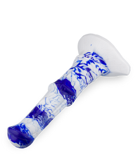 Laden Sie das Bild in den Galerie-Viewer, 26,5 cm langer Pferdedildo mit Saugnapf