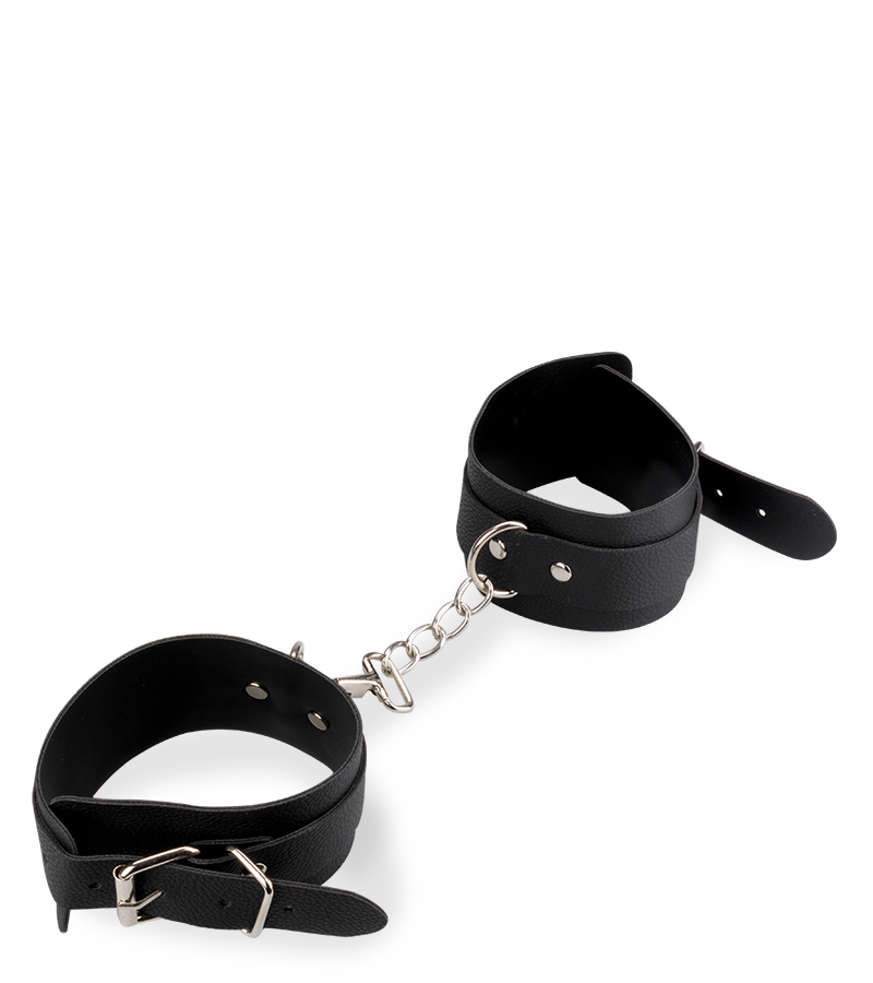 8-teiliges BDSM-Set aus Kunstleder mit Nieten