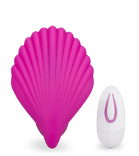 Laden Sie das Bild in den Galerie-Viewer, Butterfly-Vibrator in Muschelform mit Innendildo