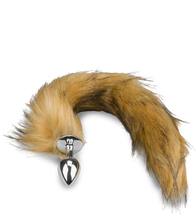 Laden Sie das Bild in den Galerie-Viewer, Buttplug mit Fuchsschwanz aus Kunstfell