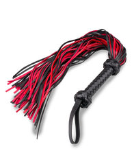 Laden Sie das Bild in den Galerie-Viewer, Flogger Submissive