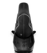 Laden Sie das Bild in den Galerie-Viewer, Freihand-Masturbator mit Vagina The Milkmaid