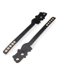 Laden Sie das Bild in den Galerie-Viewer, Fußgelenk-Manschetten aus Kunstleder Katze