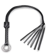 Laden Sie das Bild in den Galerie-Viewer, Geflochtene BDSM-Peitsche 105 cm