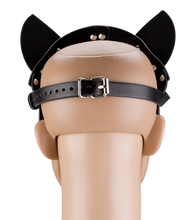 Laden Sie das Bild in den Galerie-Viewer, Katzenmaske aus Kunstleder mit Metallnieten