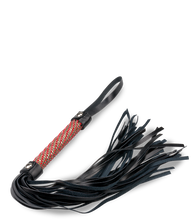Laden Sie das Bild in den Galerie-Viewer, Kleine Riemenpeitsche mit Strass
