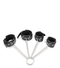 Laden Sie das Bild in den Galerie-Viewer, Kreuzfessel für Hand- und Fußgelenke aus Kunstleder