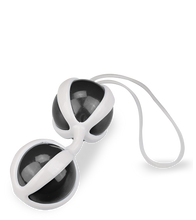 Laden Sie das Bild in den Galerie-Viewer, Liebeskugeln Asteroid