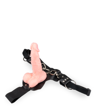 Laden Sie das Bild in den Galerie-Viewer, Naturdildo mit O-Ring-Gurt