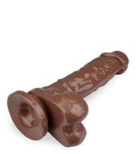 Laden Sie das Bild in den Galerie-Viewer, Naturdildo mit Saugnapf 18,5 cm