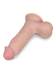 Laden Sie das Bild in den Galerie-Viewer, Realistischer Skinlike-Dildo David 19,5 cm